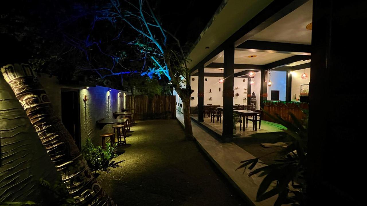 Sea Pink Residence Bentota Exterior foto